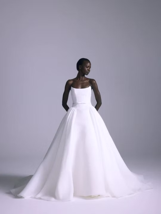 Designer Spotlight: Amsale Nouvelle &amp; Amsale Couture. Desktop Image