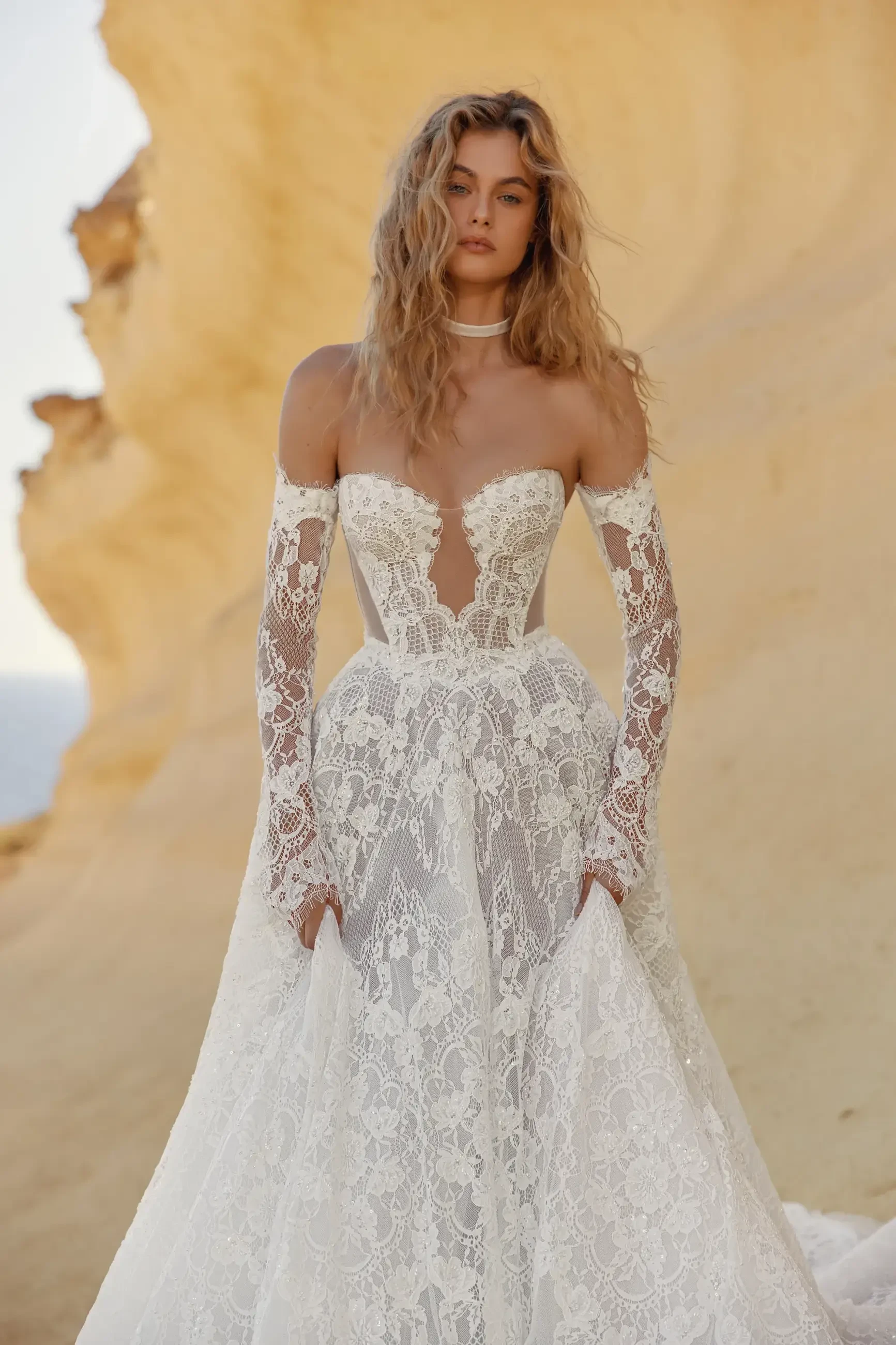 LACE & TEXTURE