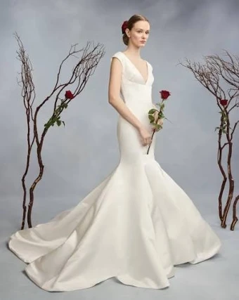 Reem Acra Timeless #0 default thumbnail